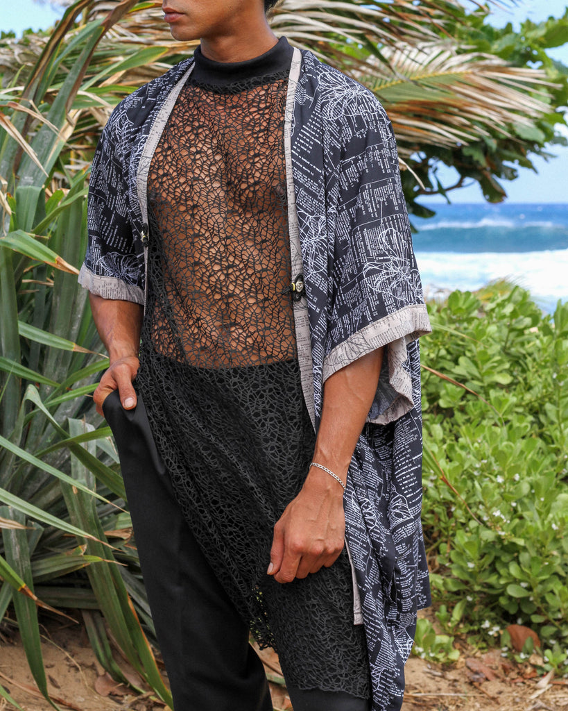 Mo'okūauhau Ali'i Unisex Kimono, Black